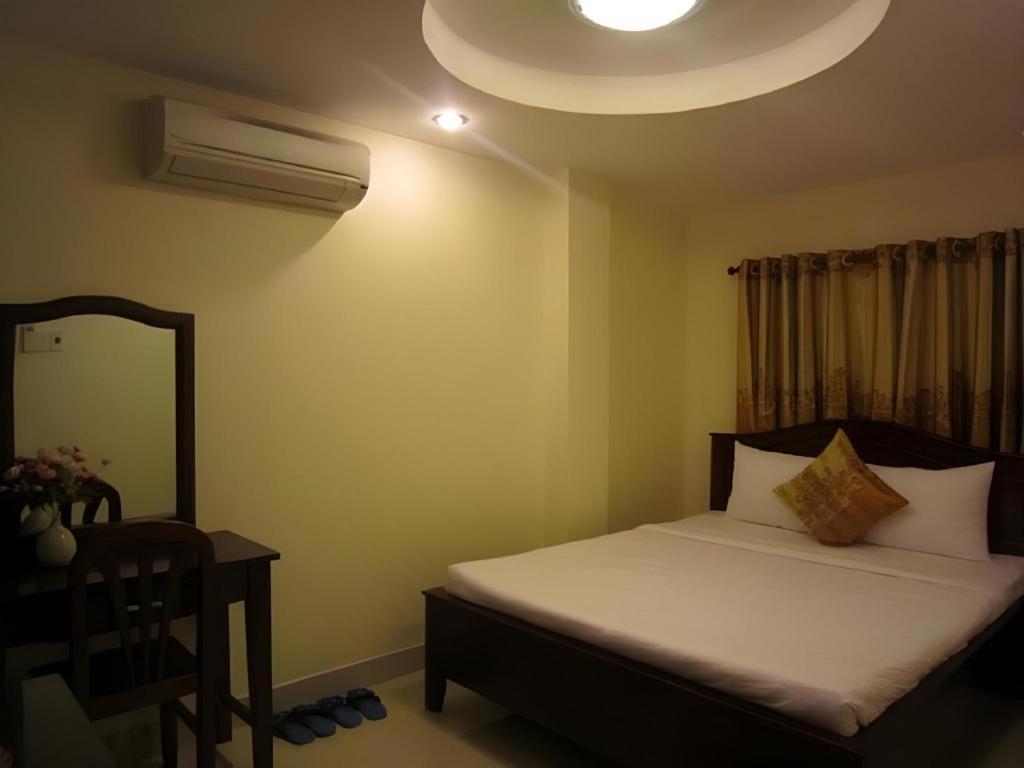 Nui Thanh Hotel Ho Si Minh-város Kültér fotó