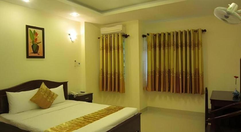 Nui Thanh Hotel Ho Si Minh-város Kültér fotó