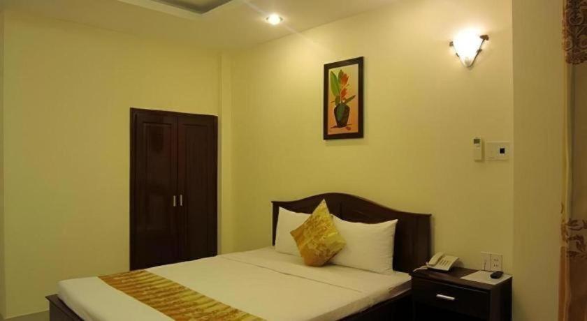 Nui Thanh Hotel Ho Si Minh-város Kültér fotó