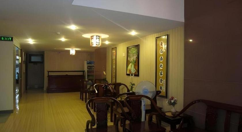 Nui Thanh Hotel Ho Si Minh-város Kültér fotó