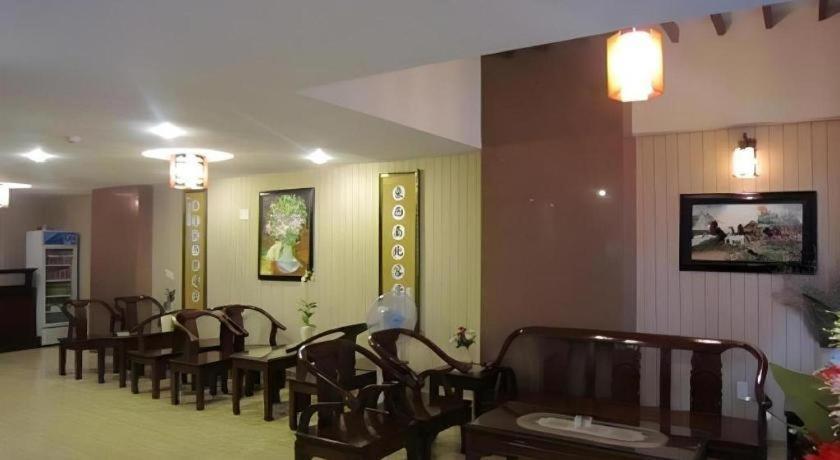 Nui Thanh Hotel Ho Si Minh-város Kültér fotó