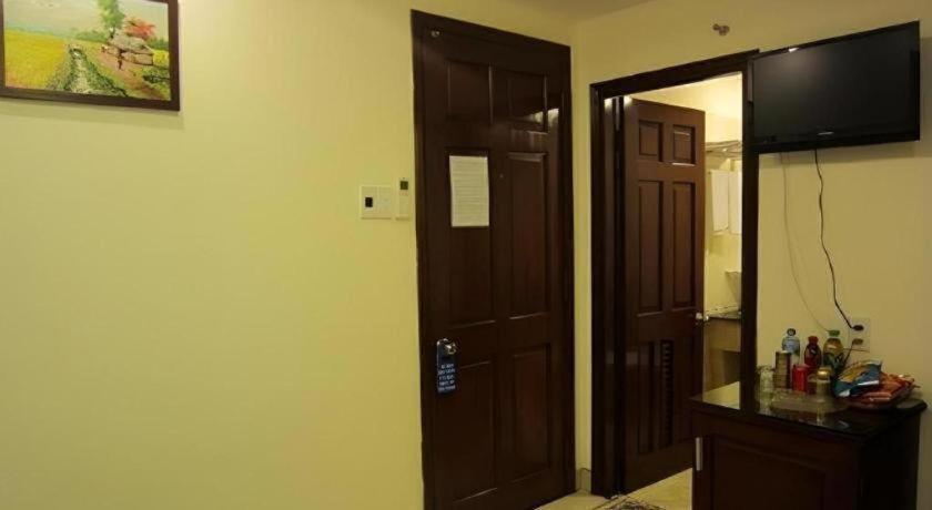 Nui Thanh Hotel Ho Si Minh-város Kültér fotó